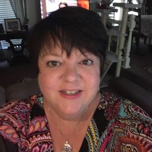 Meet your Posher, Dawn